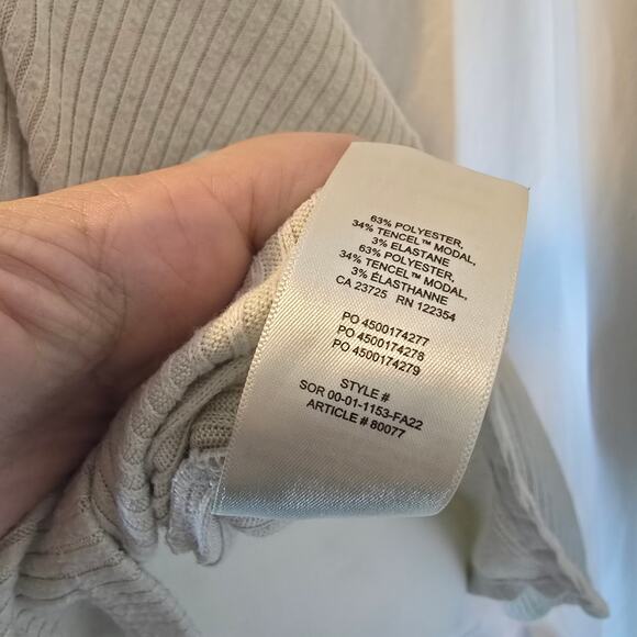 Artizia The Group Babaton Beige Tan Long‎ Sleeve Ribbed V-Neck Sweater Size 1/S - Picture 6 of 7